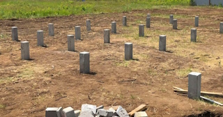 Фундамент на забивных жб сваях под ключ в Кандалакше - фундамент из забивных железобетонных свай цена от 3192 руб/м2
